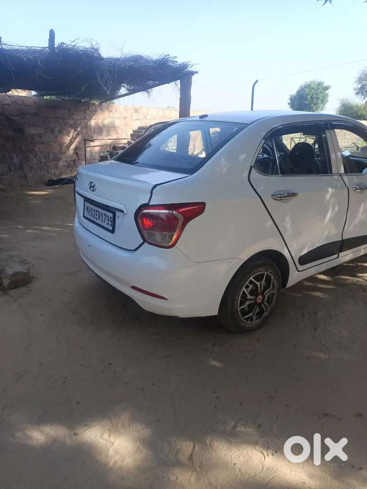 Hyundai Xcent 2017 Well Maintained