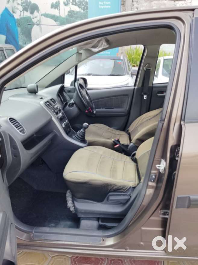 Maruti Suzuki Ritz Vxi, 2013, Petrol