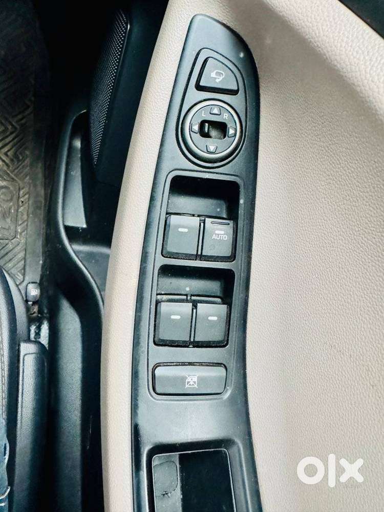 Hyundai I20 Asta Option, 2019, Petrol