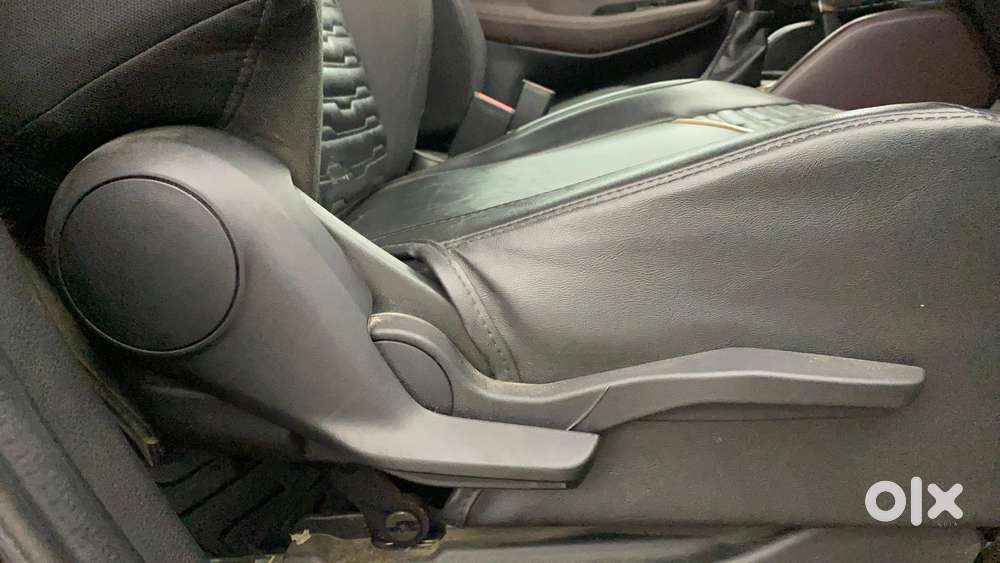 Maruti Suzuki Grand Vitara 1.5 Zeta Smart Hybrid At, 2023, Petrol