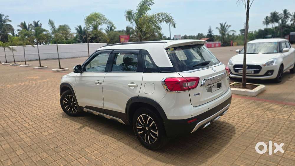 Maruti Suzuki Brezza 1.5 Zxi Plus At Smart Hybrid, 2020, Petrol