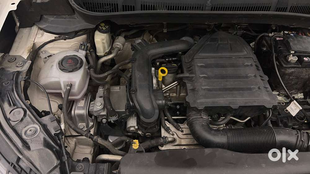 Volkswagen Taigun Topline 1.0 Tsi At (electric Seats), 2021, Petrol