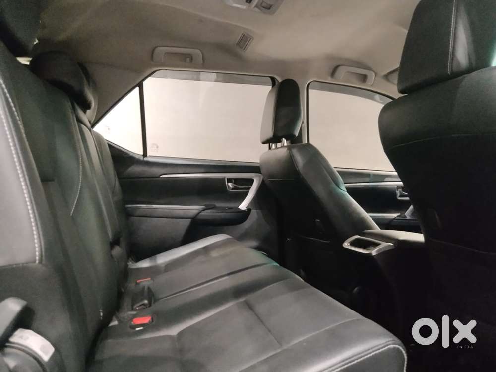 Toyota Fortuner 4x2 At 2.7 Petrol, 2025, Petrol