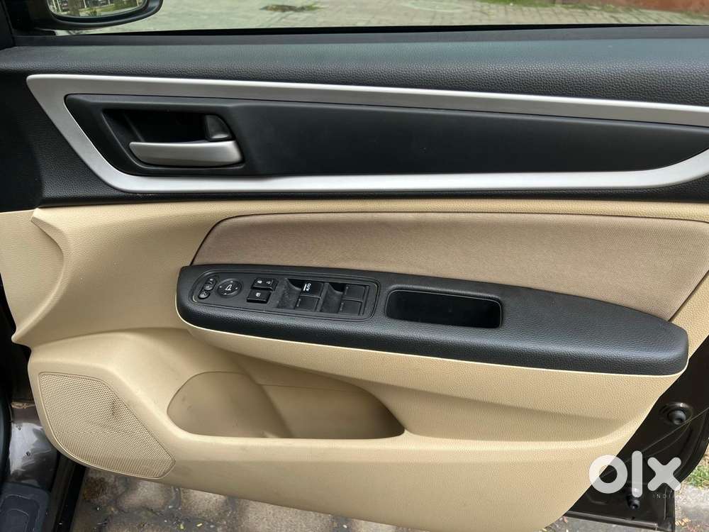 Honda Amaze Vx 1.2 Petrol Cvt, 2023, Petrol