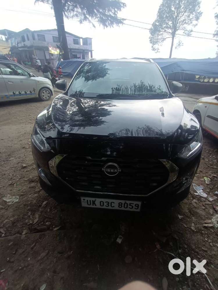 Nissan Magnite Xe  Converted Into Xl 2024 Petrol Manual