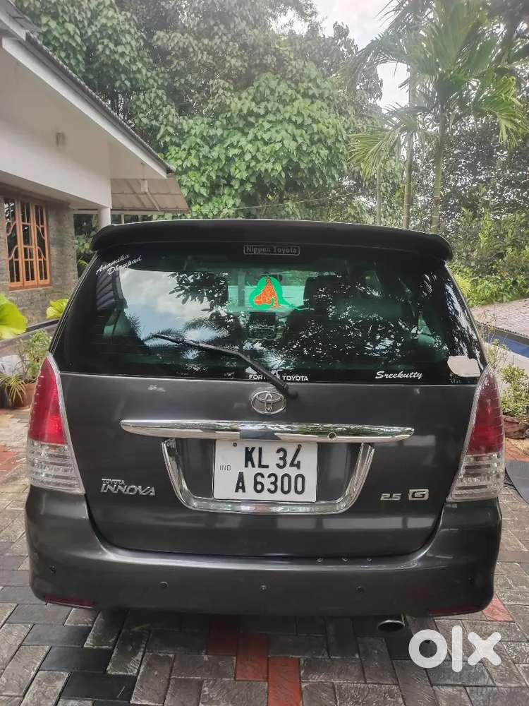 Toyota Innova 2.5 7 Seater 2010