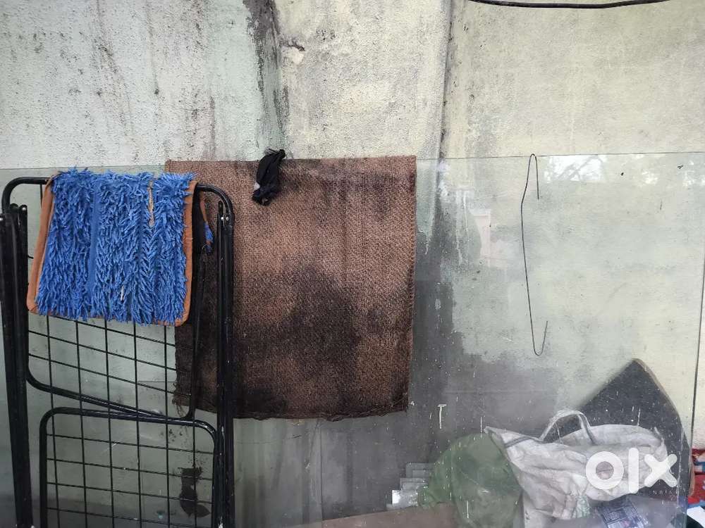 Glass item