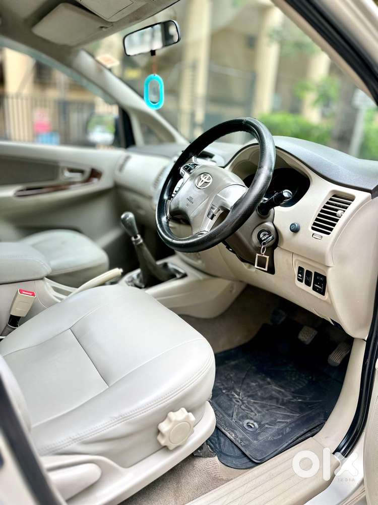 Toyota Innova 2.0 V, 2013, Diesel