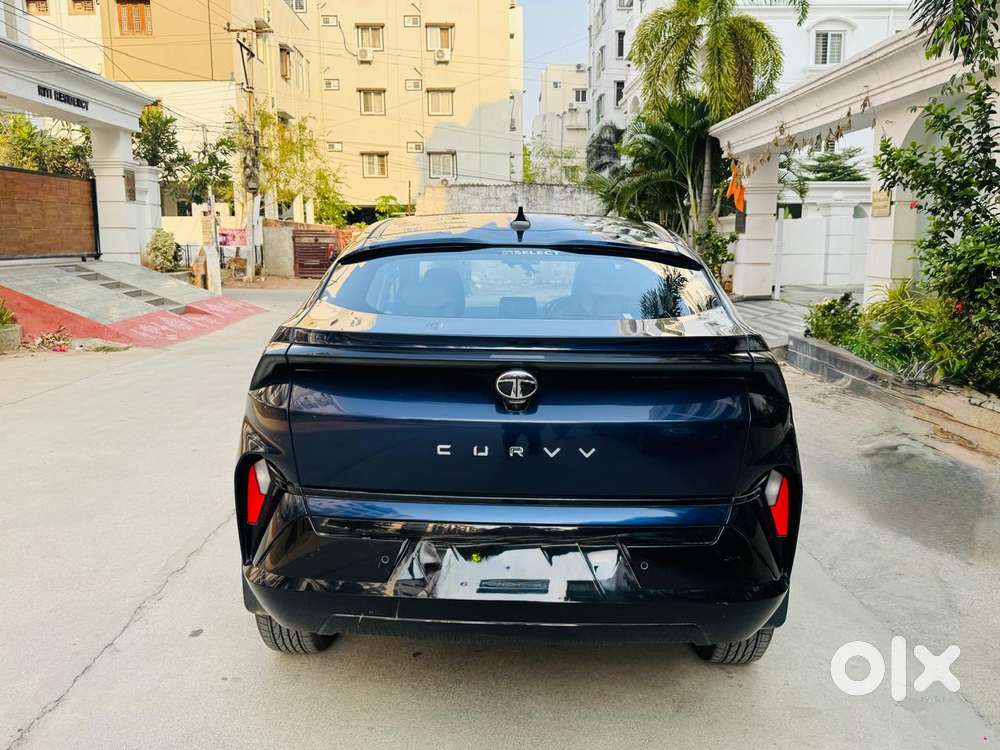 Tata Curvv Accom + A Dmt, 2025, Petrol