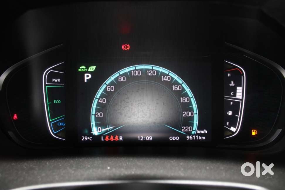 Toyota Urban Cruiser Hyryder 1.5 V Hybrid, 2025, Petrol