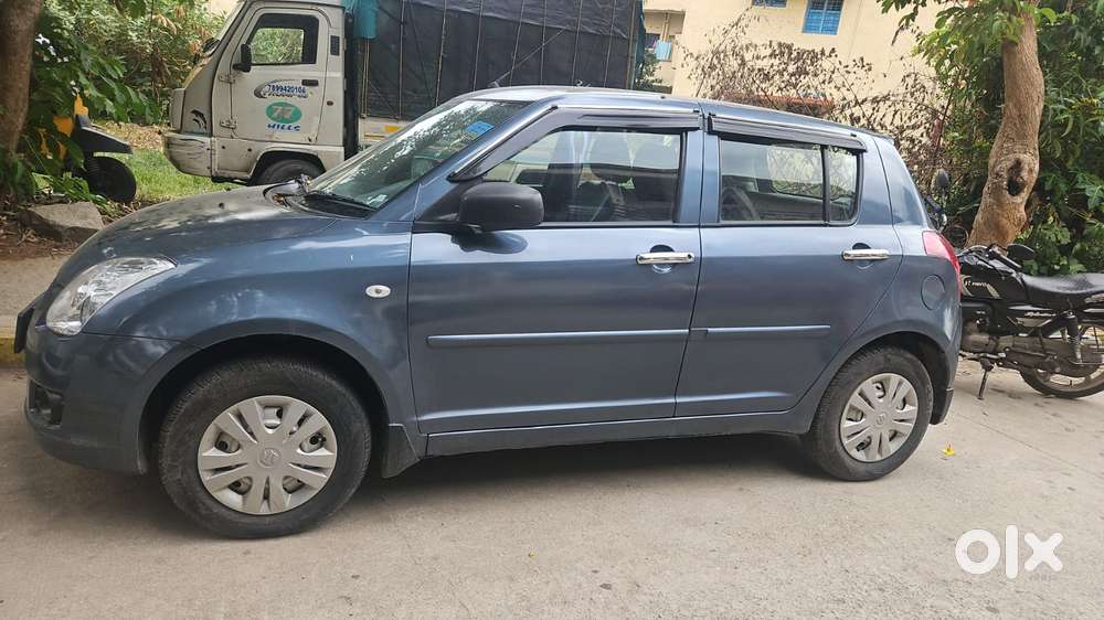 Maruti Suzuki Swift 1.2 Vxi (o), 2011, Petrol