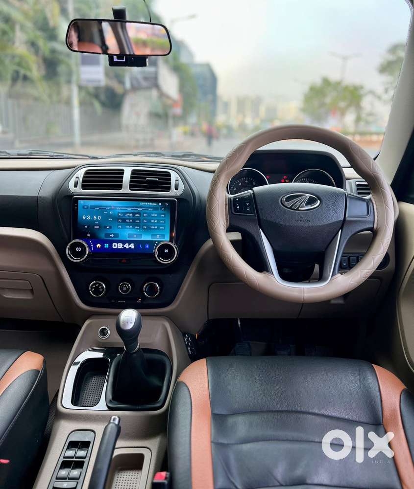 Mahindra Tuv 300 Mhawk100 T8 Dual Tone, 2017, Diesel