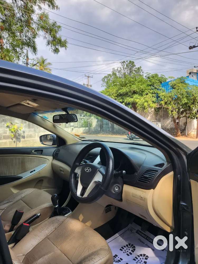 Hyundai Verna 2012
