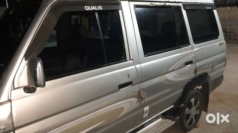 Toyota Qualis 2003 Diesel Well Maintained