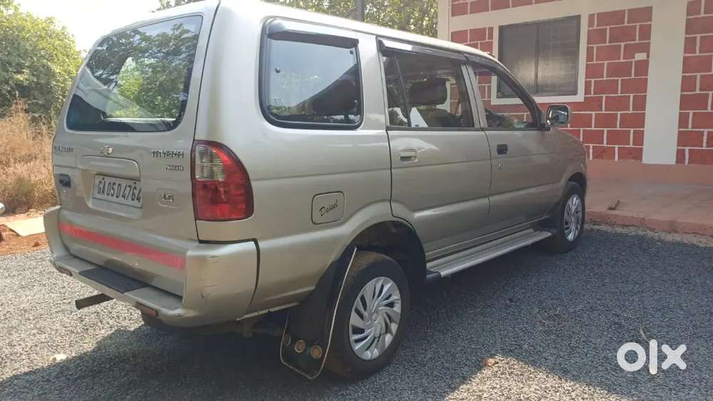 Chevrolet Tavera Ls B3 2016