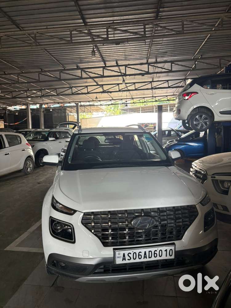 Hyundai Venue Petrol 2021