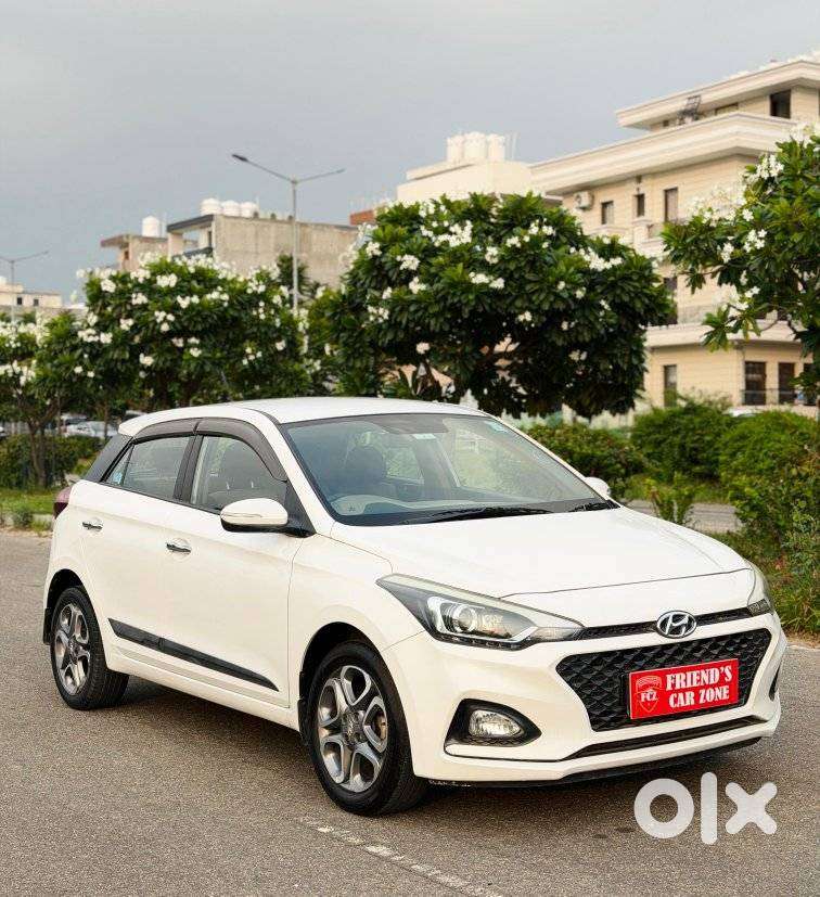 Hyundai I20 Petrol Asta Option, 2018, Petrol