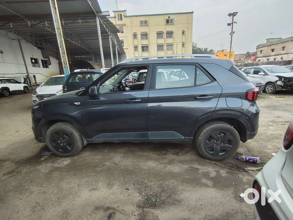 Hyundai Venue S Mt 1.2 Kappa, 2023, Petrol
