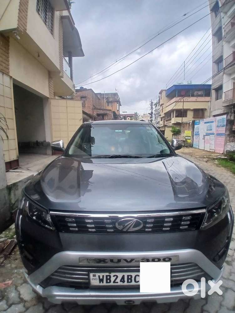 Xuv 300 W8 (o) Petrol