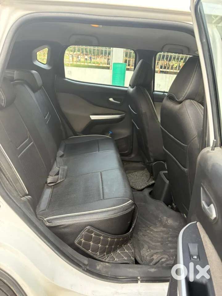 Nissan Magnite 1.0 Xv, 2022, Petrol