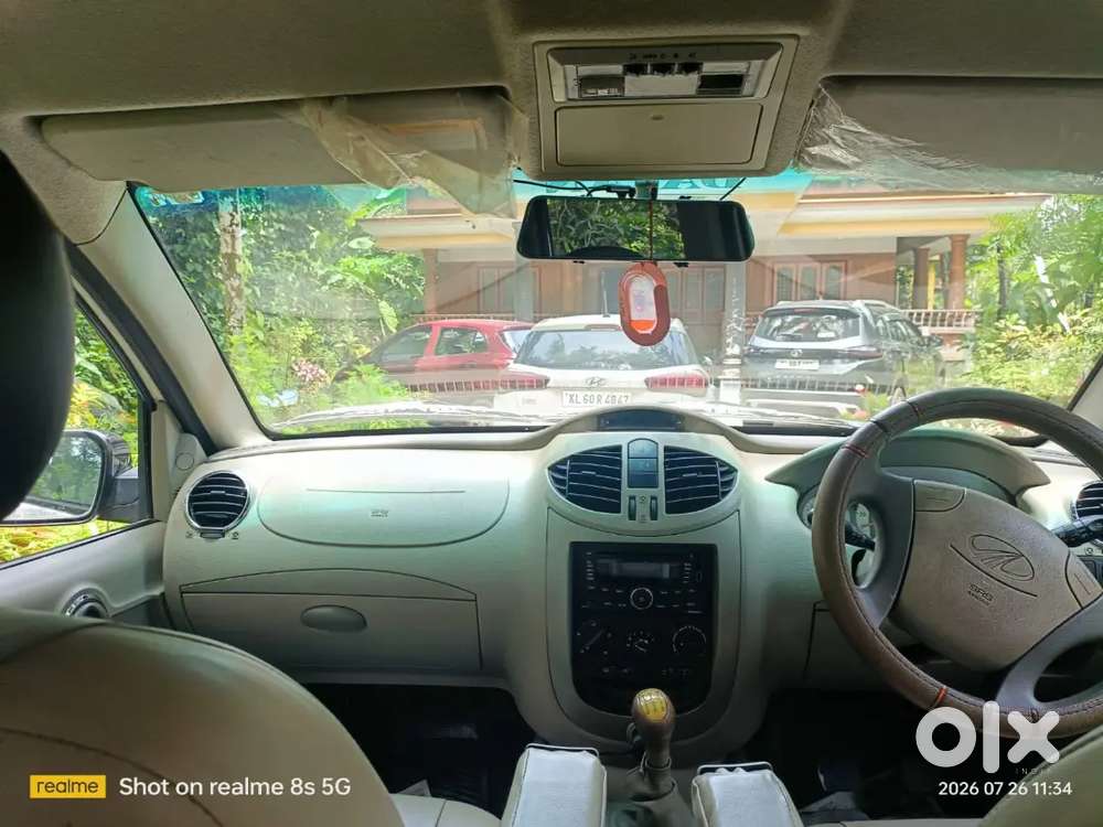 Mahindra Quanto 1.5 C8 2013 Diesel