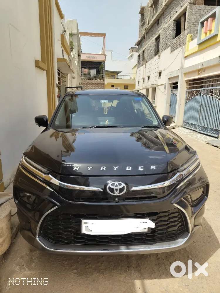 Toyota Urban Cruiser Hyryder 2025 Petrol Well Maintained