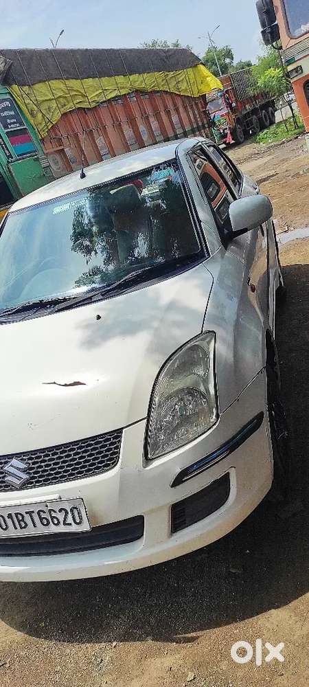 Maruti Suzuki Swift 2015 Diesel 132000 Km Driven