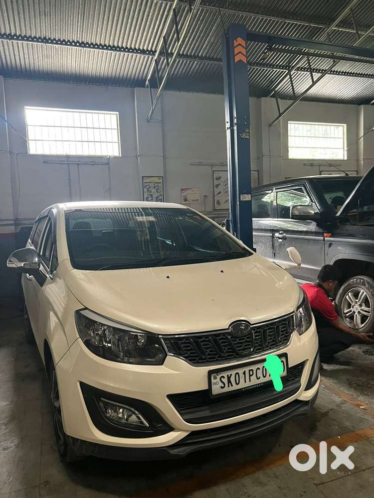 Mahindra Marazzo Diesel 2019