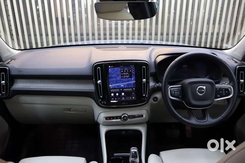 Volvo Xc40 B4 Ultimate, 2023, Petrol