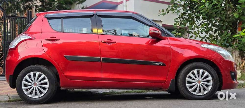 Maruti Suzuki Swift Vxi, 2013, Petrol
