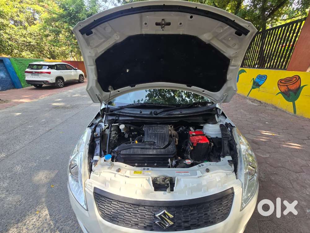 Maruti Suzuki Swift Vxi + Manual, 2016, Petrol