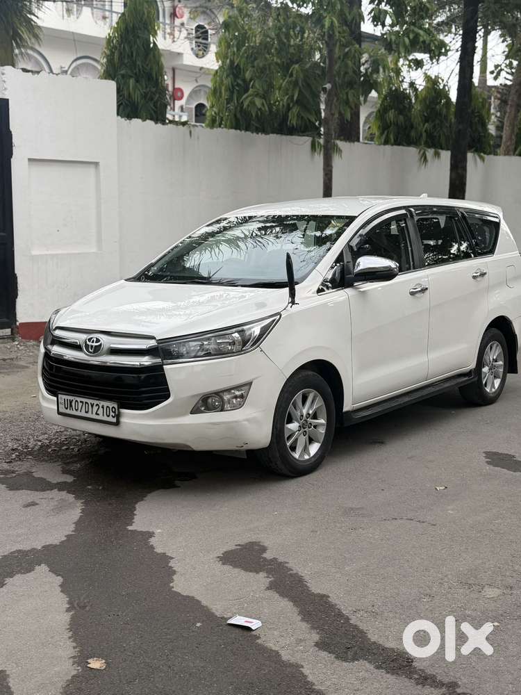 Toyota Innova Crysta 2.4 G Mt, 2019, Diesel