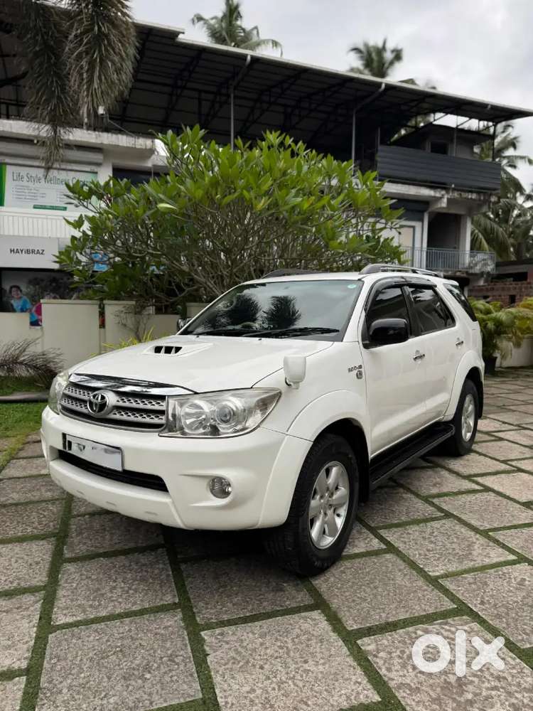 Toyota Fortuner 2011 Diesel 4×4
