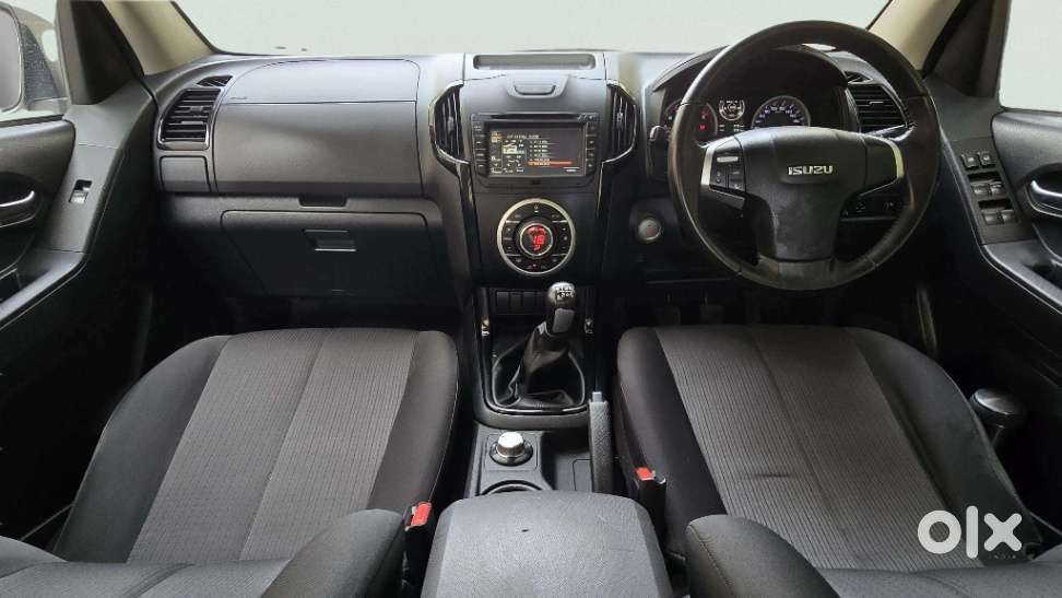 Isuzu V-cross Z 4x4 Mt, 2022, Diesel