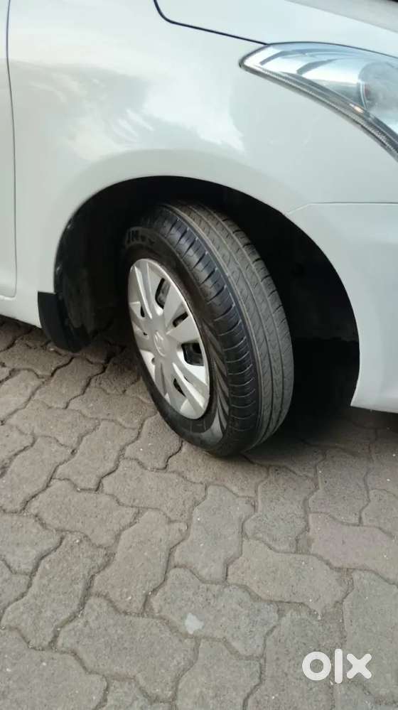 Maruti Suzuki Swift Dzire 1.3 Vxi, 2012, Petrol