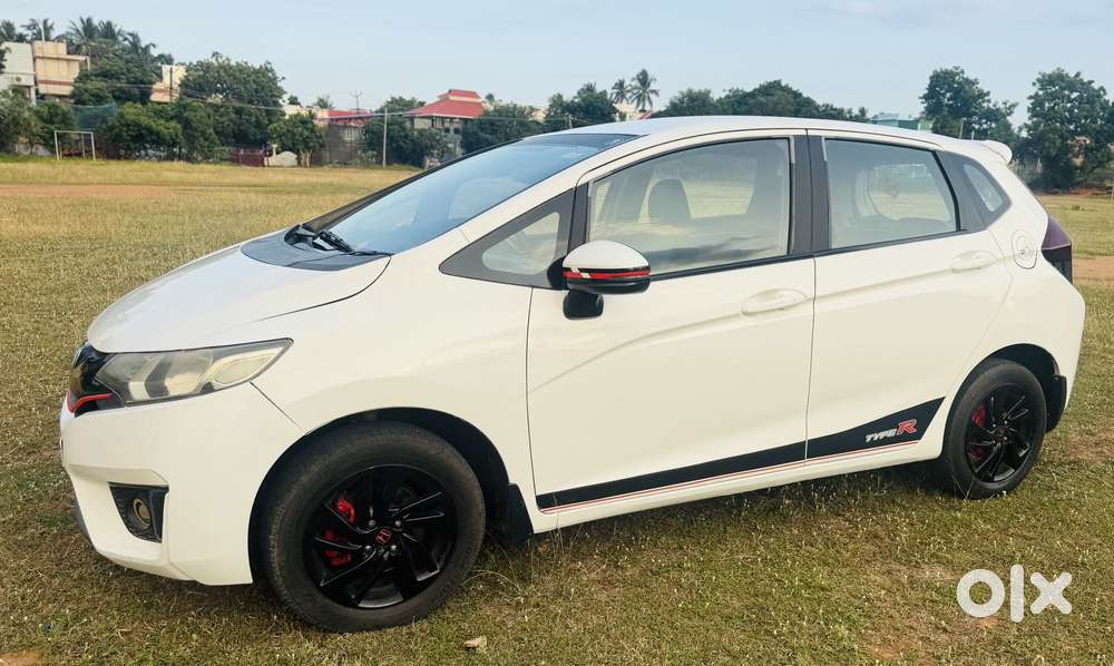 Honda Jazz 1.2 V I Vtec Privilege, 2015, Petrol