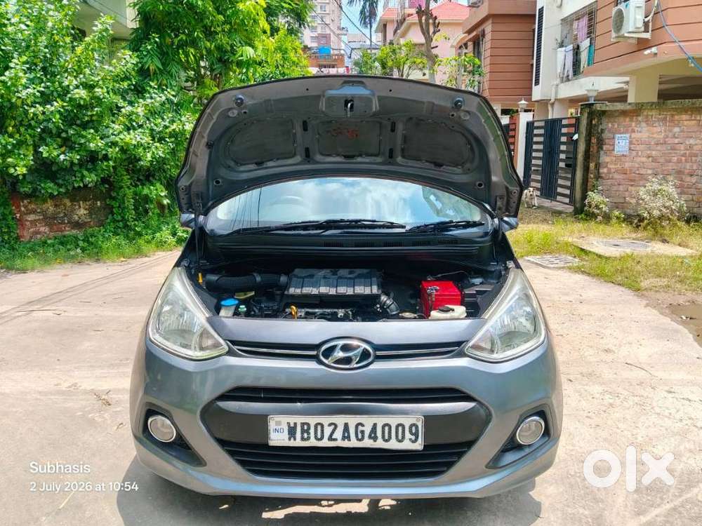 Hyundai Grand I10 Sportz, 2015, Petrol