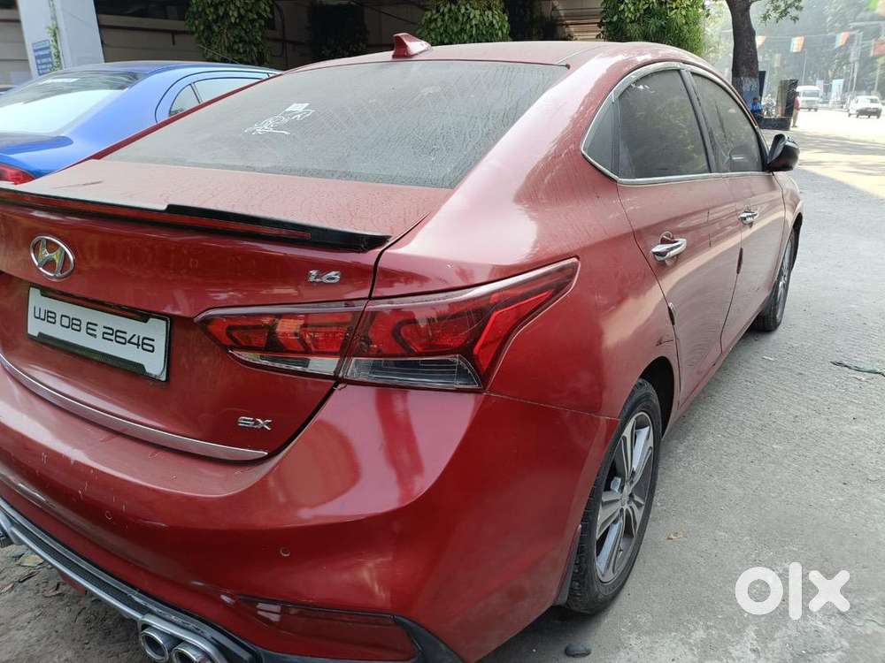Hyundai Car 2018, Km Driven With Sunroof