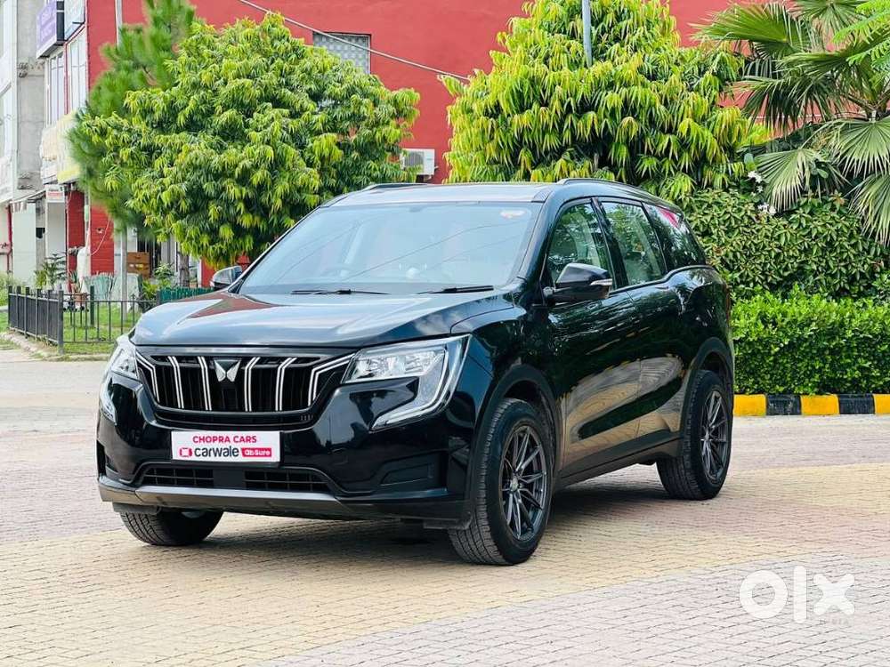 Mahindra Xuv700 2.2 Ax 5 Diesel At 7 Str, 2025, Diesel