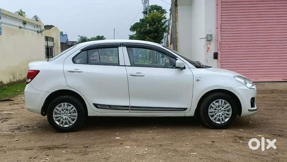 Maruti Suzuki Dzire 2019 Petrol 43745 Km Driven