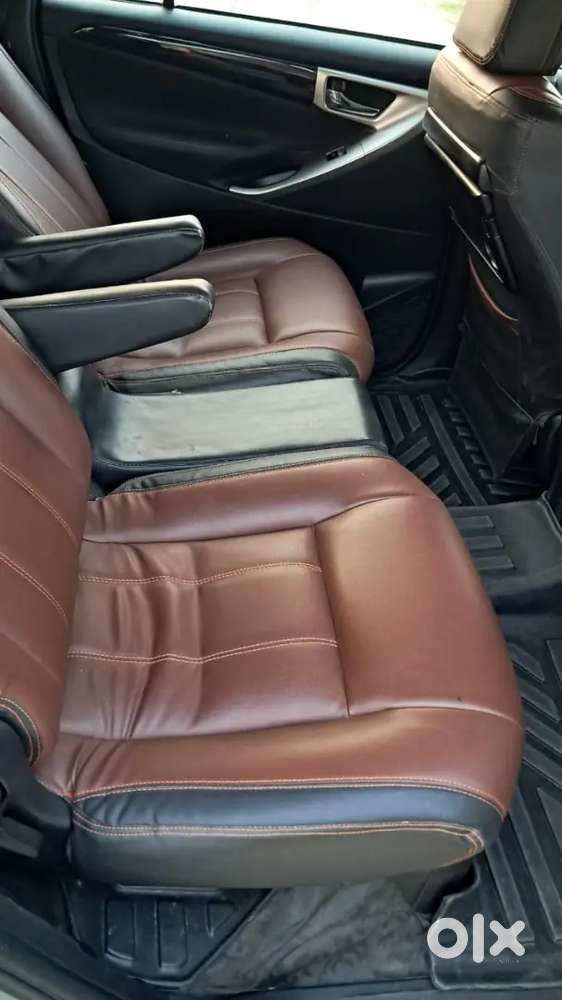 Toyota Innova Crysta 2022 Diesel Well Maintained