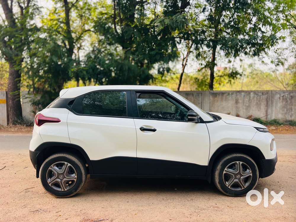 Tata Punch Pure, 2022, Petrol