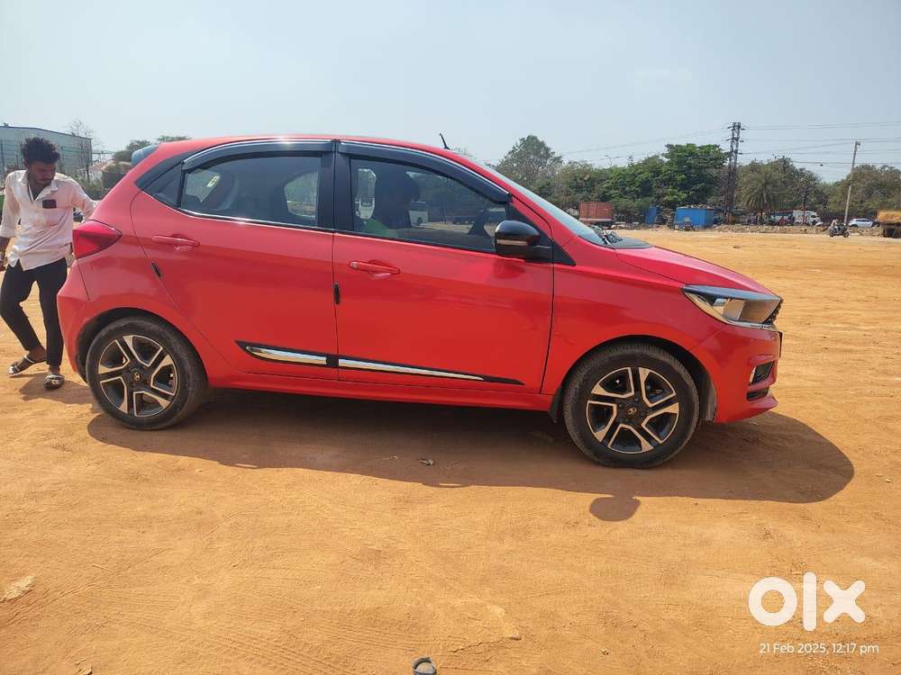 Tata Tiago Xza Plus, 2021, Petrol