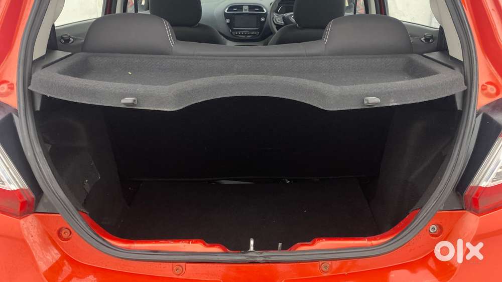 Tata Tiago Xza Plus, 2021, Petrol