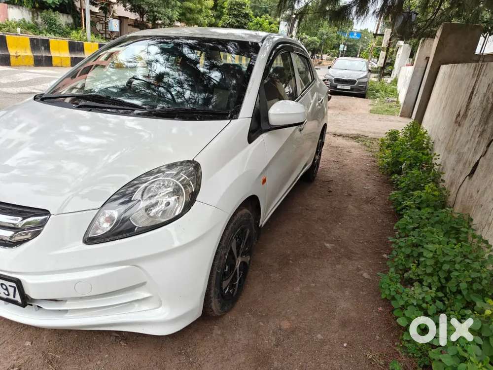 Honda Amaze 2nd Gen 2013 Diesel 190000 Km Driven