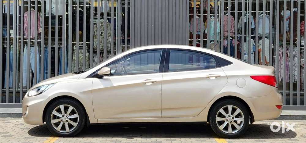 Hyundai Verna Fluidic 1.6 Vtvt Sx, 2012, Petrol
