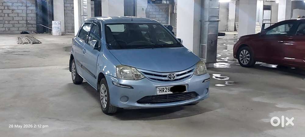 Toyota Etios Liva 2012 Petrol Well Maintained