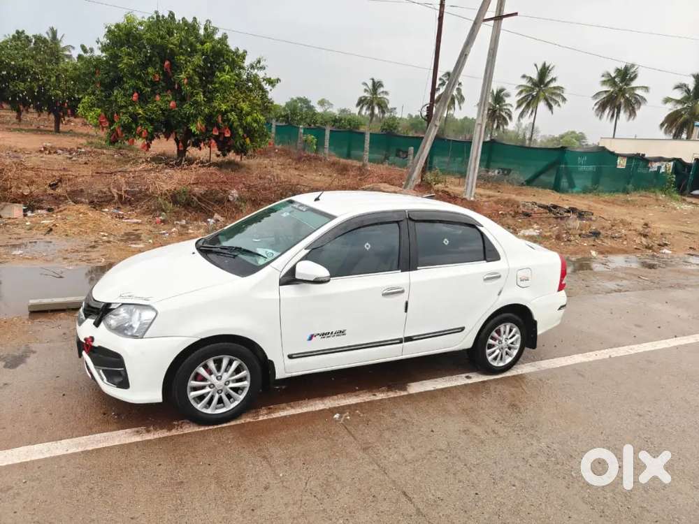 Toyota Etios 2013 Diesel 130000 Km Driven