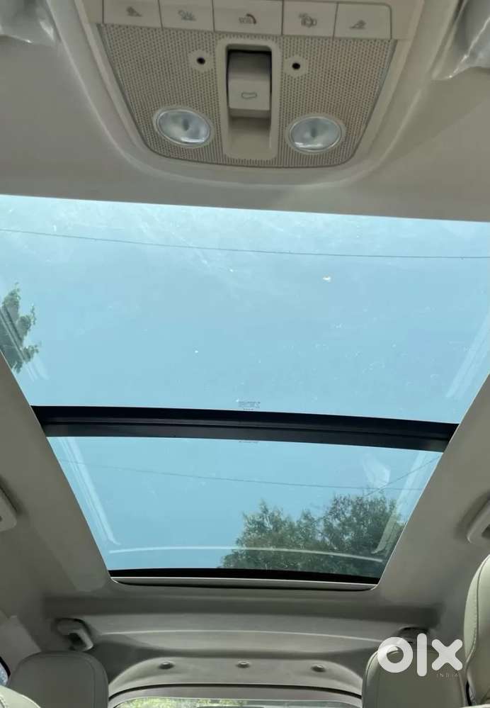 Mahindra Xuv700 2.0 Ax 7 Petrol At Luxury Pack Str, 2022, Petrol