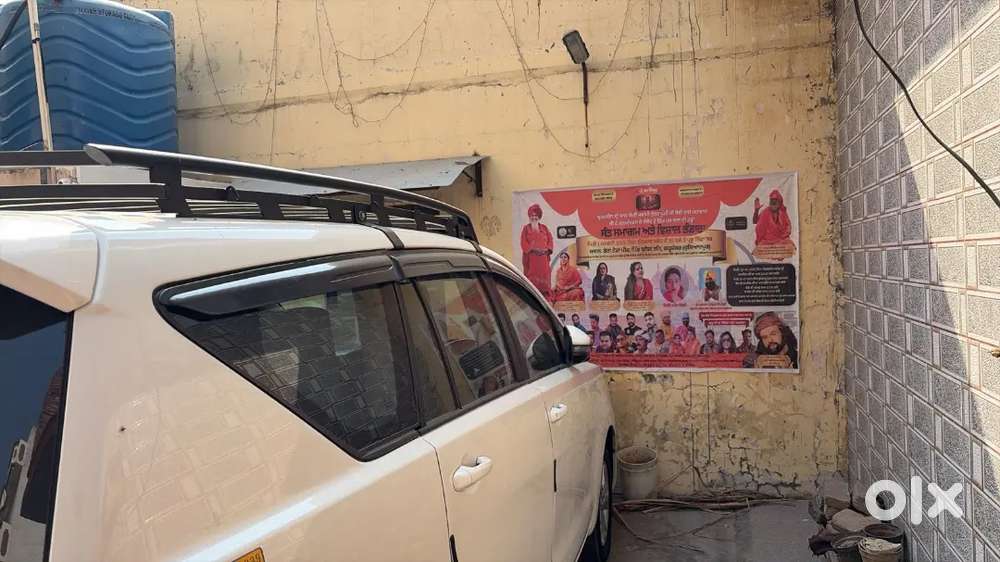 Toyota Innova Crysta 2023 Diesel 175000 Km Driven